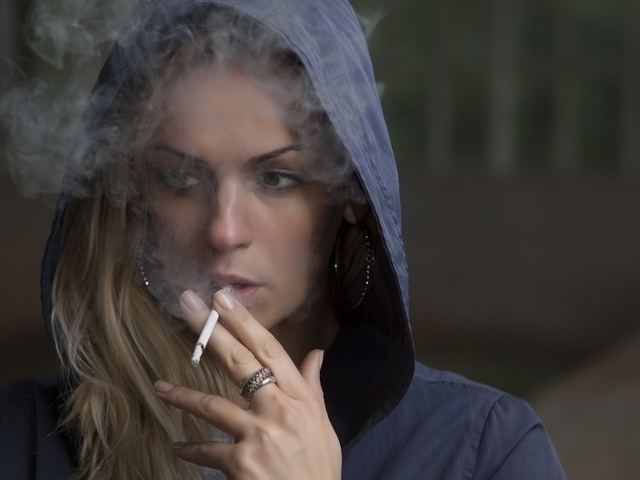 Jongeren daten het liefst met singles die niet roken